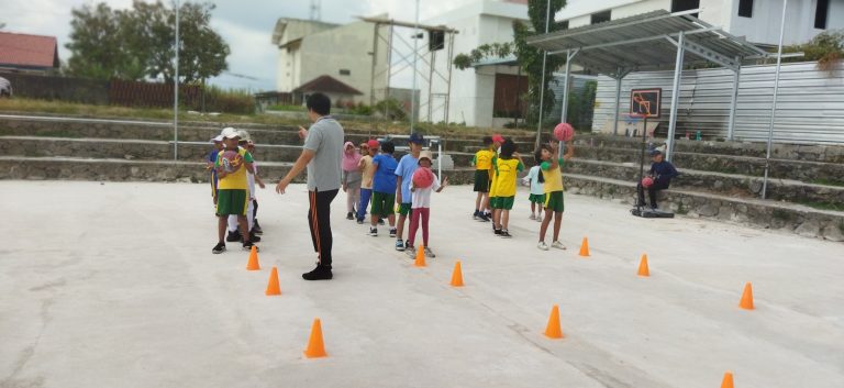 Ekstrakulikuler Basket